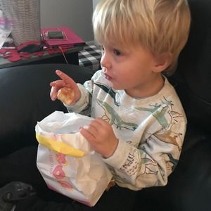 Meet your Posher, Sharon